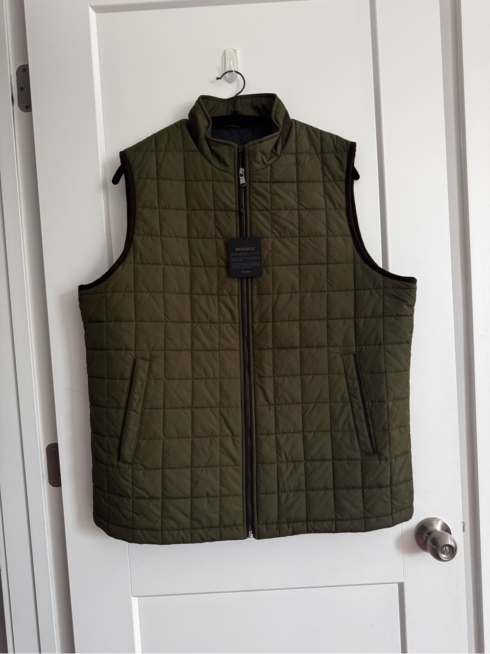 Jos A Bank Quilted Olive Green Men's Vest NWT
